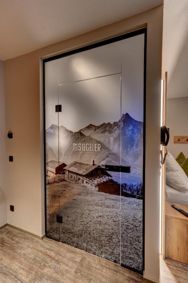 Der Siegeler B&B - This Lifestylehotel Rocks Mayrhofen Eksteriør billede