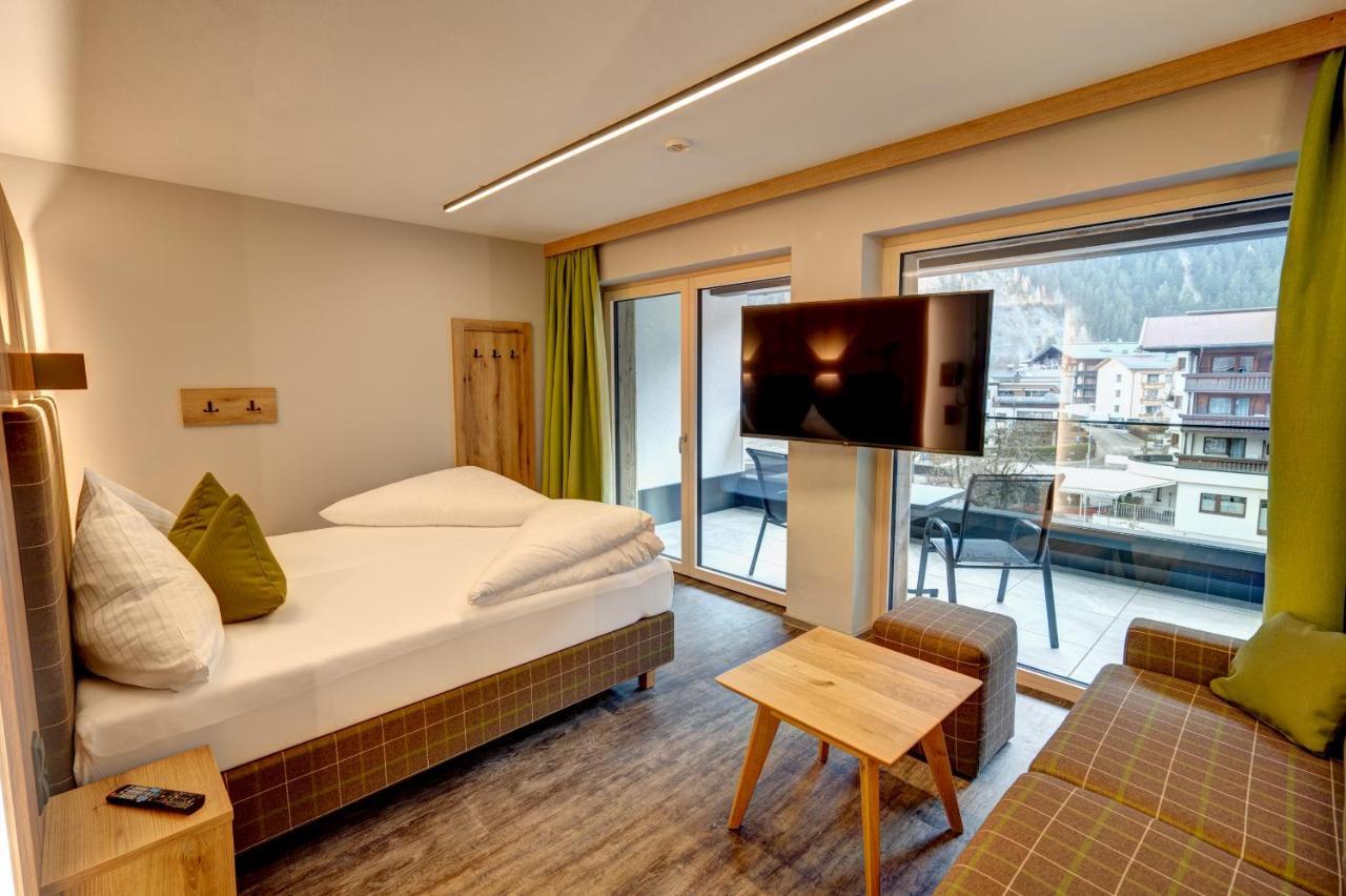 Der Siegeler B&B - This Lifestylehotel Rocks Mayrhofen Eksteriør billede