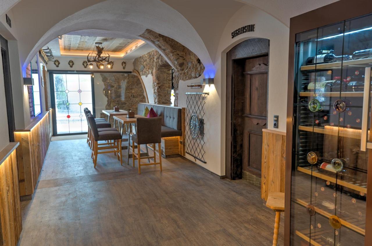 Der Siegeler B&B - This Lifestylehotel Rocks Mayrhofen Eksteriør billede