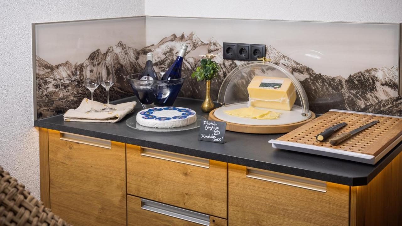 Der Siegeler B&B - This Lifestylehotel Rocks Mayrhofen Eksteriør billede